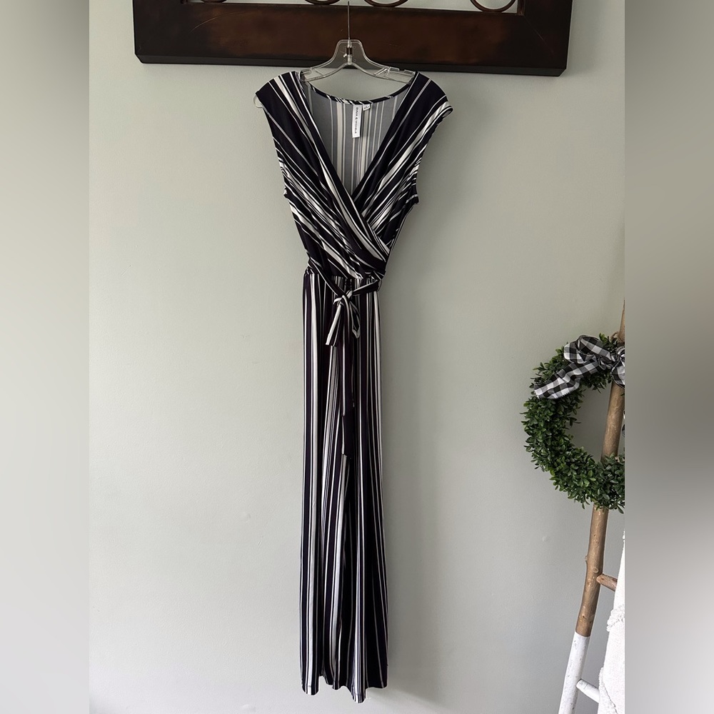 Emma & Michele full length navy/white jumpsuit